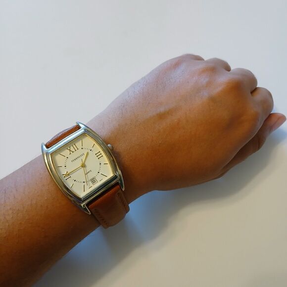 Vtg Pembrooke Date Indicator Rectangular Dial Quartz Watch Japan Movt 57-048 main image 6